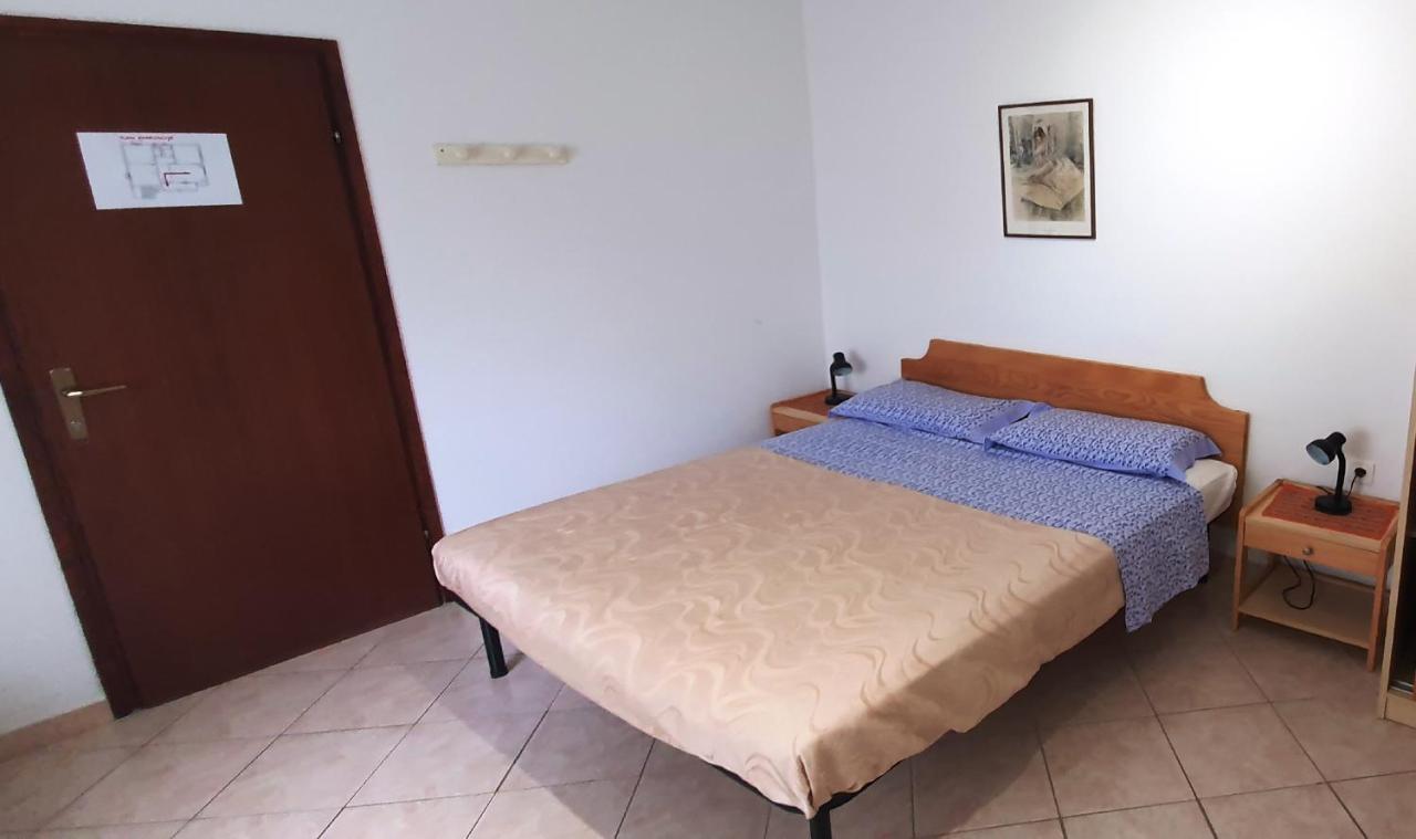 Cecillia Mare Apartments Rovinj Extérieur photo