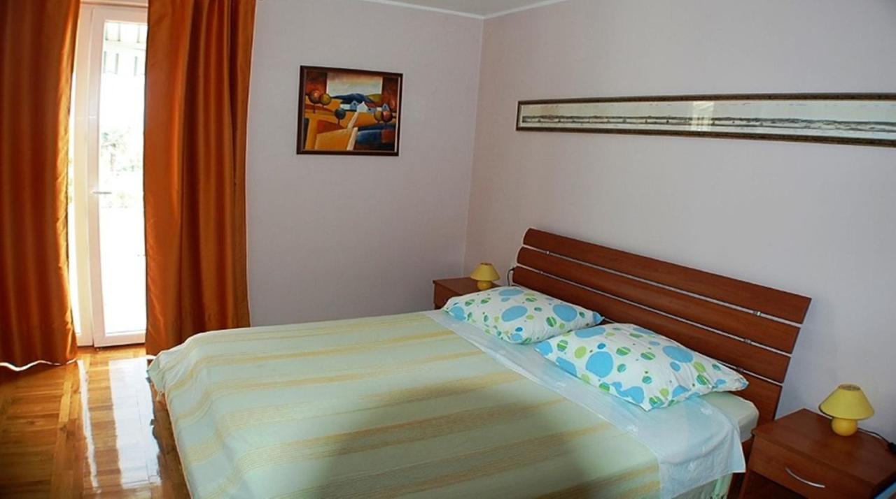 Cecillia Mare Apartments Rovinj Extérieur photo