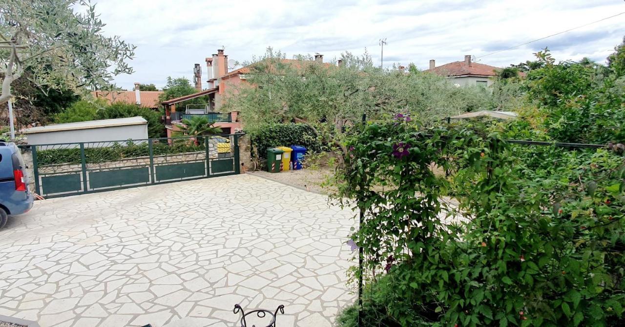 Cecillia Mare Apartments Rovinj Extérieur photo