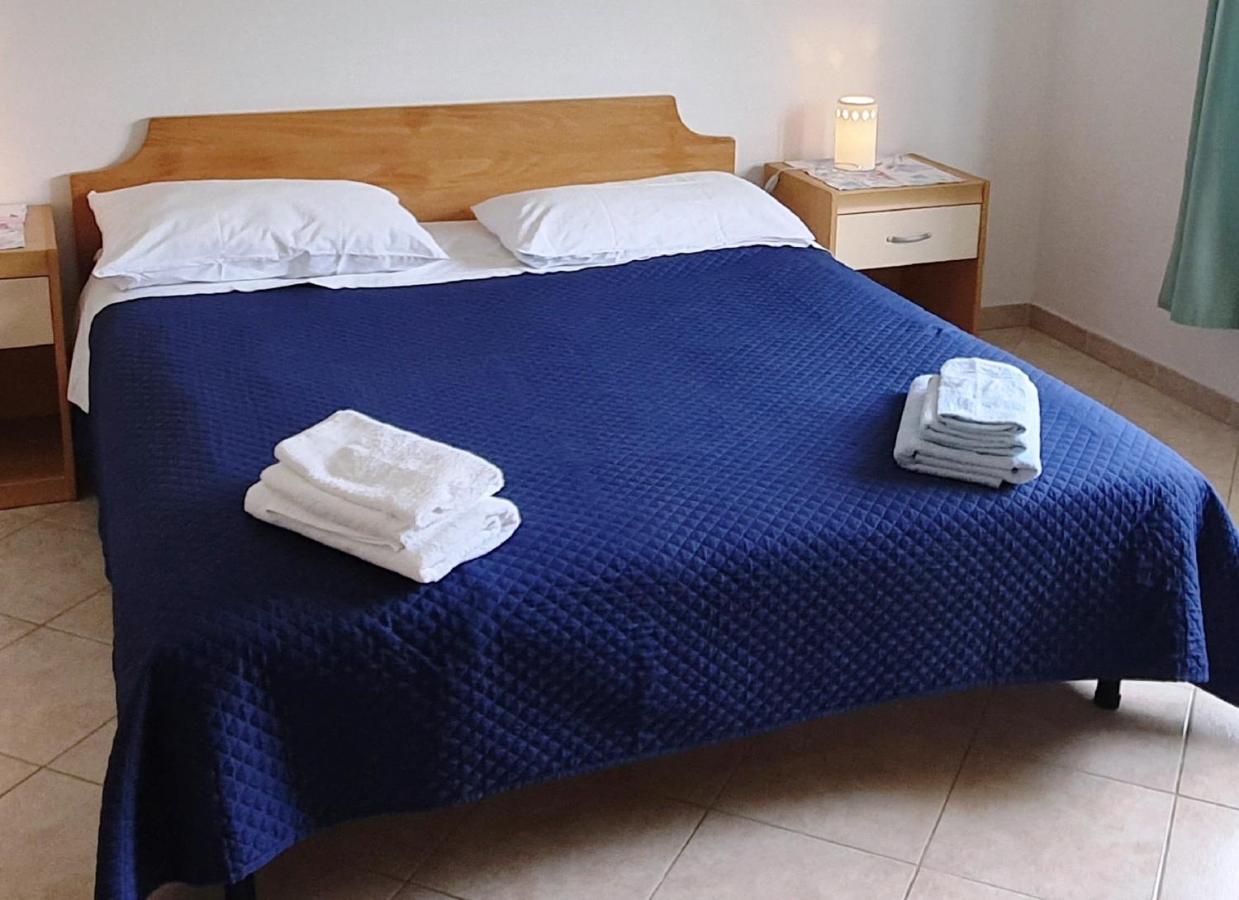 Cecillia Mare Apartments Rovinj Extérieur photo
