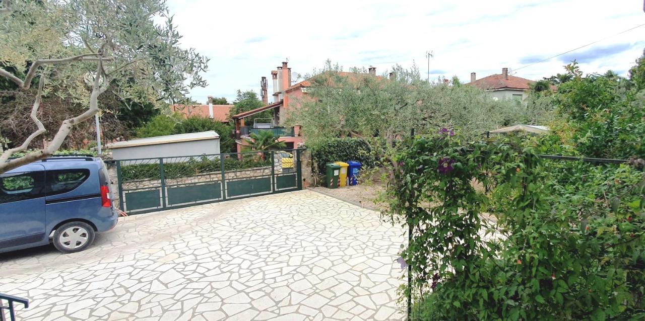 Cecillia Mare Apartments Rovinj Extérieur photo