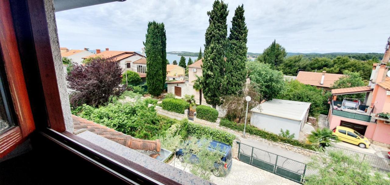 Cecillia Mare Apartments Rovinj Extérieur photo